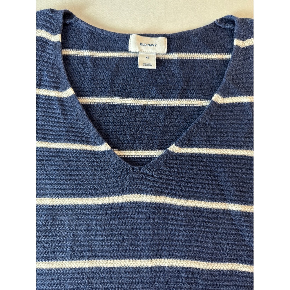 Old Navy Womens XS Navy White Striped V Neck Textured Sweater Pullover